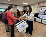 성북구 월곡2동, 취약계층 어르신 대상 ‘겨울이불세트 지원’ 실시