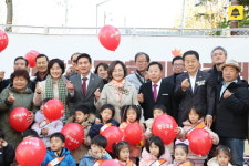 박희영 용산구청장, 한강로동 한마음축제… 주민과 소통