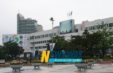 창원시, 차 없는 문화거리에서 끼를..
