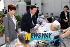박완수 창원시장, 추석 맞아 노인생활시설 위문