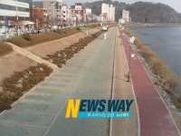 진주 남강둔치 공영주차장 폐지