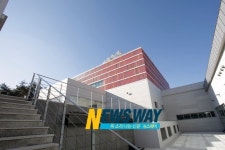 [NW포토]클레이아크김해미술관 제2전시관 큐빅하우스 개관