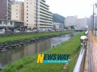 마산회원구 양덕동 산호천 인도교 설치