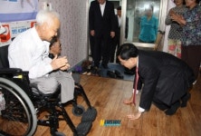 허성무 경남도 정무부지사, 광명촌 국가유공자와 유족 격려