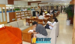 해남군립도서관, 10만 장서 돌파