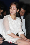 [TD포토] 단아한 미인 한지민 다소곳이 앉아~
