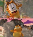 가필드 비만 고양이의 귀환, 우주를 지킬 슈퍼히어로 변신