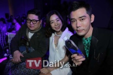칼라피플이해영 | [TD포토] 이혜영-정윤기-우종완, 패션피플 모임 '미녀와 야수?'