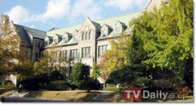 “이화여대서 수류탄 1발 발견”