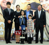 [TD포토] 드라미 ‘천상의 화원 곰배령’ 많이 기대해주세요.