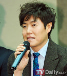 [TD포토] 윤영준 오랜만에 인사드려요