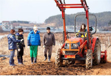 청불 수지, 베스트 농기계 드라이버 인정 털털 매력 UP