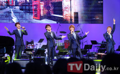 [TD포토] 스윗소로우 즐겁게 피버~