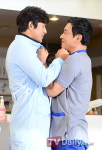[TD포토] 김승우-오지호 멱살잡고 연기투혼?