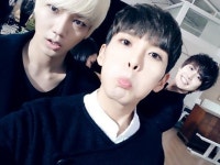 슈퍼주니어 규현 려욱 예성, 콘서트 리허설 셀카 공개
