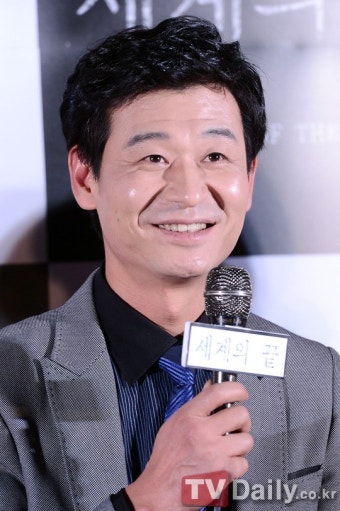 [TD포토] 박혁권 '세계의 끝 기대하세요~'