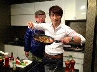 송승헌, 요리 인증샷 ‘요리 잡지 표지사진 같네’