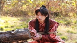 지창욱, 기황후 비하인드컷 공개 추운 날씨에 뱀 걱정?