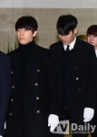 [TD포토] '부친상 발인식' 슈퍼주니어 동해-시원 '참을 수 없는 고통'