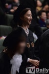 [TD포토] 박수진 졸업, 교수님께 인사드려야지~