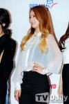 [TD포토] 에이핑크 윤보미 속옷 훤히 비치는 시스루 상의