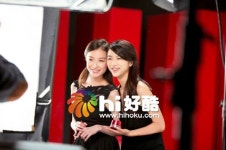 탕웨이, 광고 촬영 현장 포착 ‘김태용 감독이 반한 눈웃음’