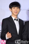 [TD포토] 엑소 찬열 바가지 머리에 더욱 돋보이는 당나귀 귀