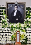 故 신해철 영정속 위풍당당한 모습이 더 슬퍼 [TD포토]