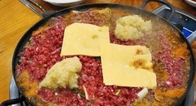 생방송투데이 송탄나여사부대찌개, 아낌없는 소고기 투하에도 연매출 7억 대박