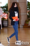 [TD포토] 걸스데이 소진 데님 스키니 공항패션