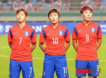 전가을ㆍ지소연이 또? 여자 축구, 멕시코 꺾고 4개국 친선대회 준우승