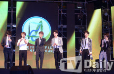 [TD포토] 보이프렌드, 완주 세계 캠핑 캐라바닝 대회 왔어요~