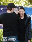 [TD포토] 은혁에게 군필자가 알려주는 거수경례 (은혁 입대)