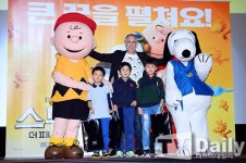 [TD포토] 어린이들에게 꿈을 꾸게 하는 스티브 마티노 감독