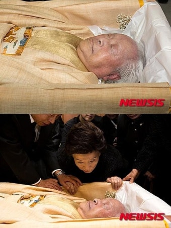 故 김영삼 전 대통령 입관식 