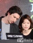 [TD포토] 아담 드라이버, 한 질문도 놓칠 수 없어