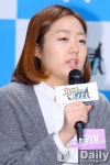 [TD포토] 최윤아 PD, 개밥 주는 남자 많이 사랑해주세요~