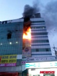 군산 화재, 시티수영장 불 이용객 등 18명 대피 5천만 원 재산피해