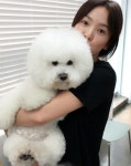 송혜교, 강아지 꼭 안고 달달한 일상 “분홍이 어무니”