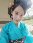 씨유순 서현, 반짝이는 꽃미모 셀카