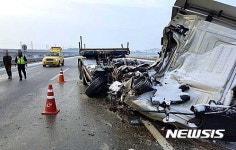 오늘 김해 교통사고 갓길 참변, 고속도로 이용시 유의하세요