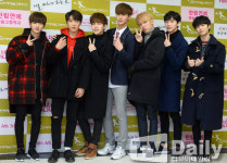 [TD포토] 로미오 현경이 졸업식 축하 왔어요