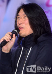 [TD포토] 김성호 감독 저도 게임 해보고 싶어요