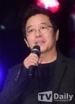 [TD포토] 이기영 대표 게임 제작 했어요