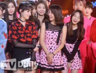 [TD포토] 다시만난 아이오아이 전소미-세정-미나 미소 한가득