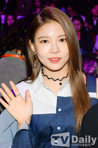 [TD포토] 구구단 나영 '기럭지만큼 시원시원한 이목구비'