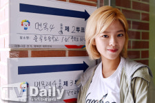 [TD포토] 정연 당당한 첫 투표 인증