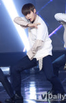 [TD포토] 워너원 박지훈 꿀눈빛 발산