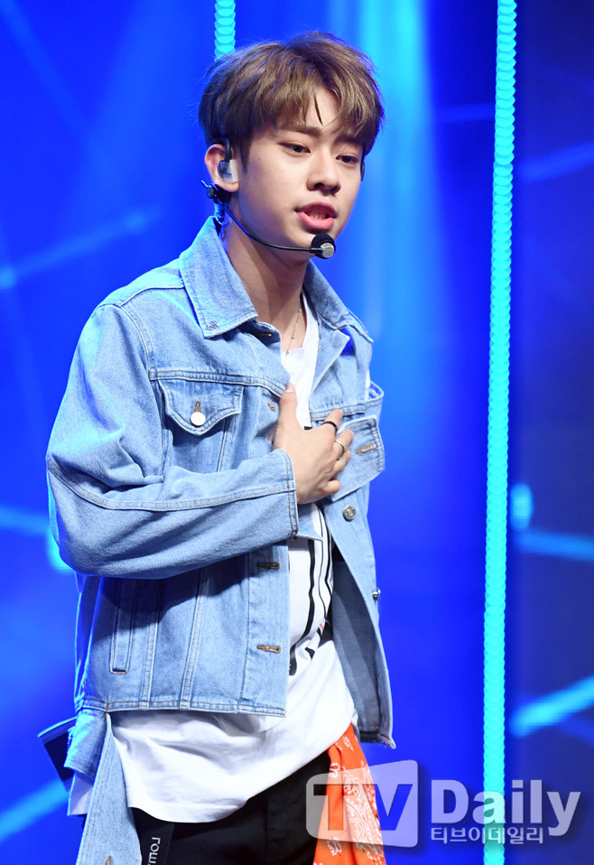 KT 위즈, 2025년 신인투수 김동현과 2억원 계약 완료!