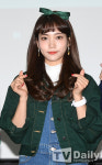 [TD포토] 다이아 주은 시선을 사로잡는 리본 헤어밴드